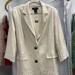 Midnight Cream Blazer with Embroidered Details